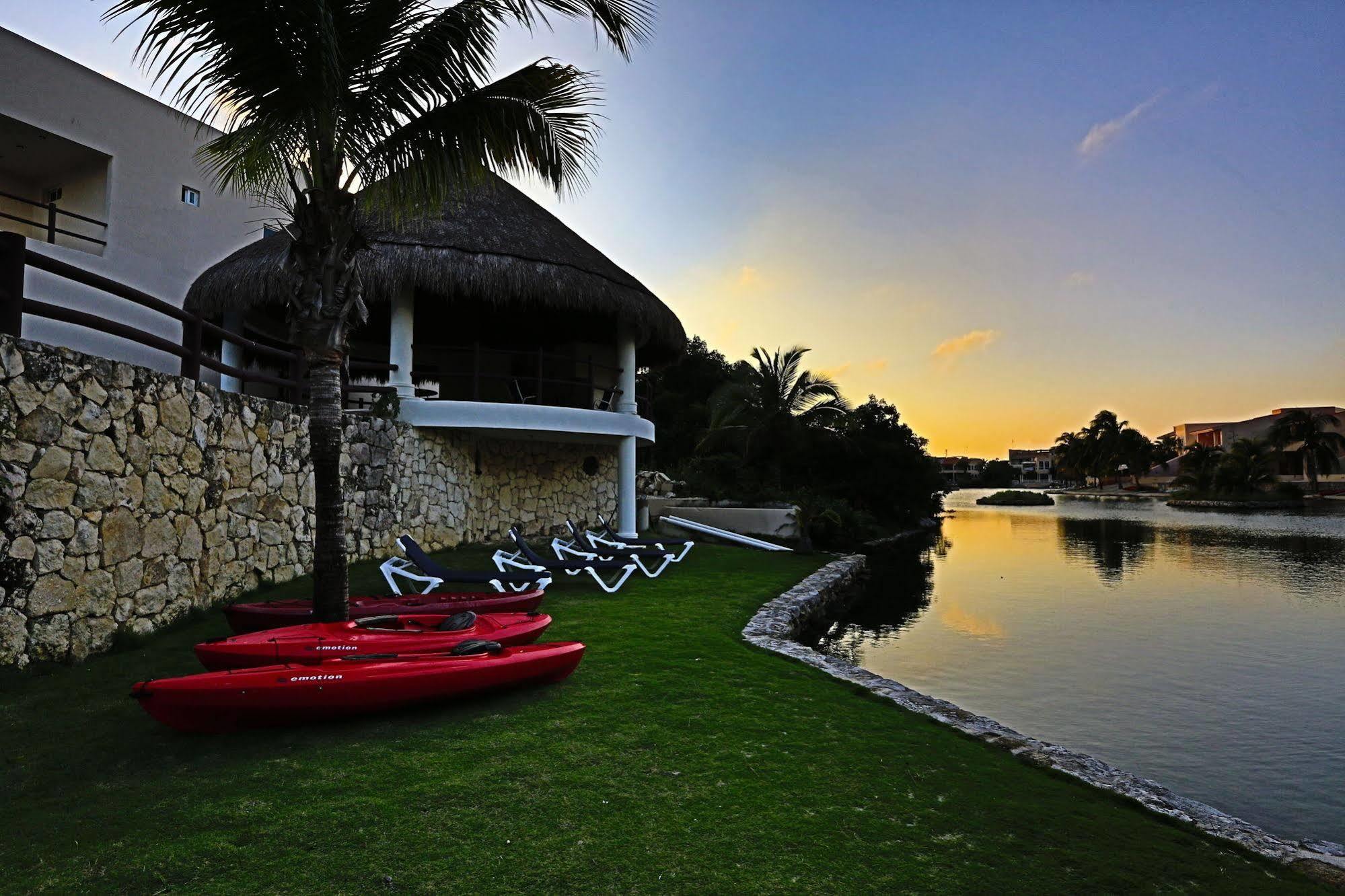 Coral Maya Stay Suites Пуэрто-Авентурас Экстерьер фото